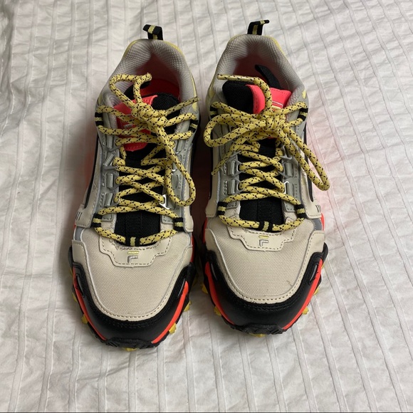 Fila Sneakers - Picture 3 of 3